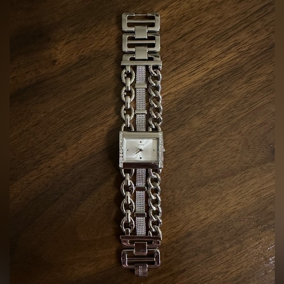 GUESS watch - Picture 5 of 5